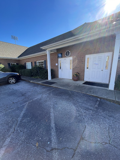 Safety precautions and potential side effects of using red light therapy devices